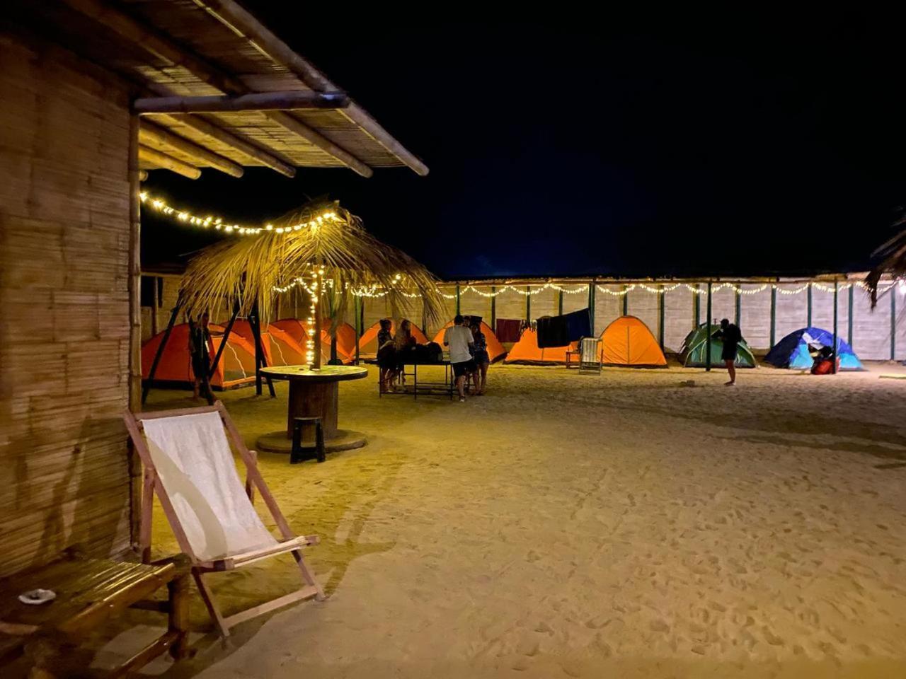 Pepon Surf Camp Hotel Máncora Exterior foto